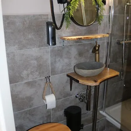 Pension Lamerikano Central -24H-Check -In -